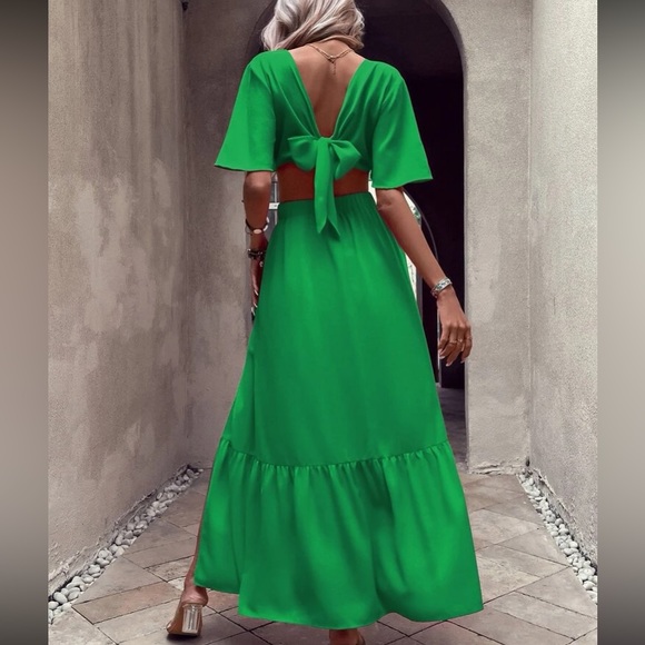 Boho cutout slit thigh batwing sleeve tie back maxi dress - Picture 4 of 16